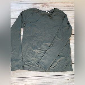 Athleta Momentum Top